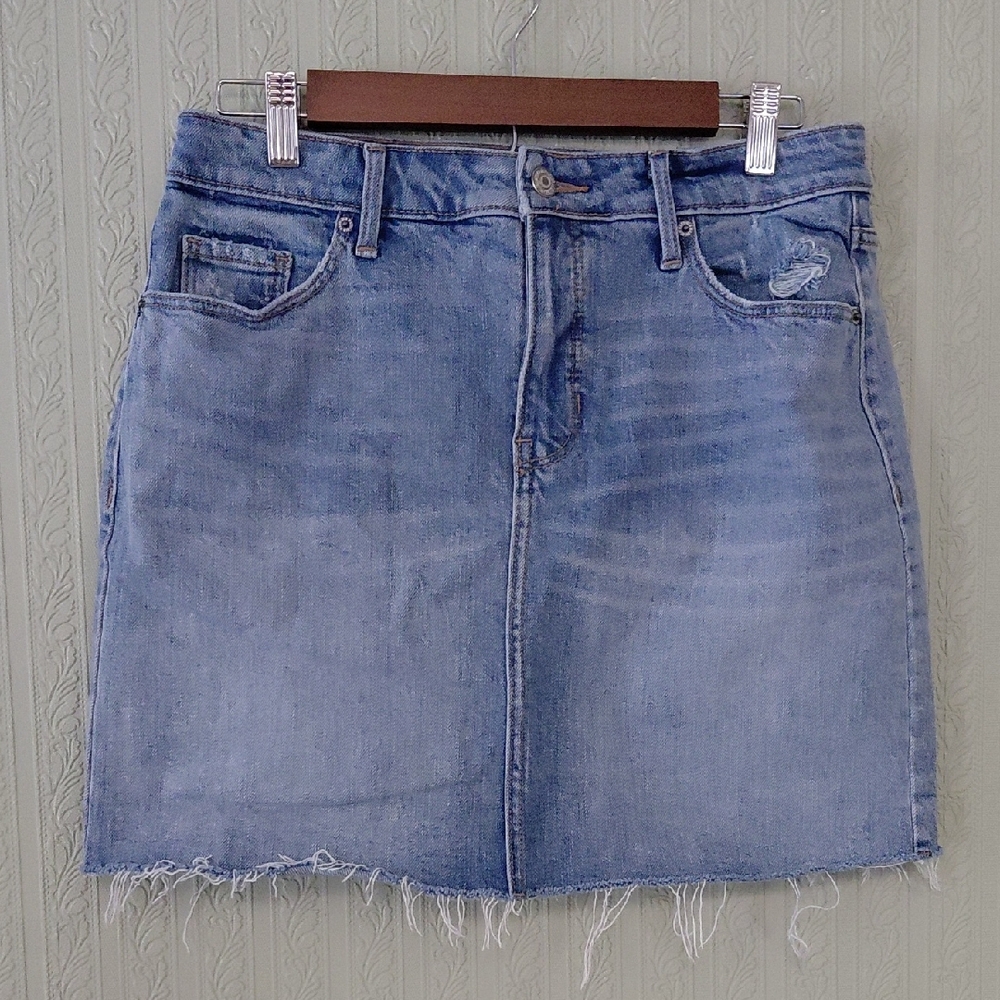 OLD NAVY light Blue Denim Skirt. Casual Fun Summer Spring Warm